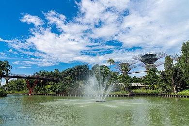 《Skate Story(滑板故事)》宣布登陆 PS5，新预告片展示月球战斗部分